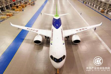 中国商飞公司预测未来20年中国将交付8000余架客机