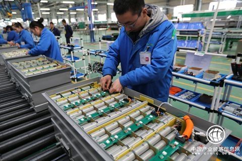 新能源车动力电池“退役潮”袭来 如何破解回收困局？