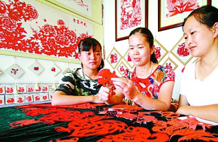 整合文化旅游资源合力推进脱贫攻坚