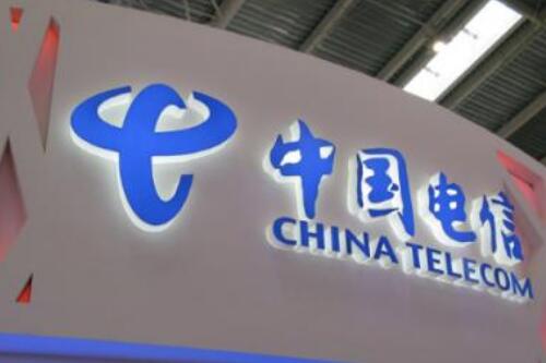 中国电信2025年上半年发展：数字信息与AI+创新双引擎领跑