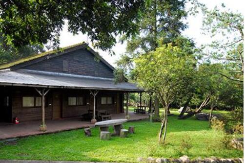 本地居民参与度不足 服务质量参差不齐　乡村民宿同质化难题待解