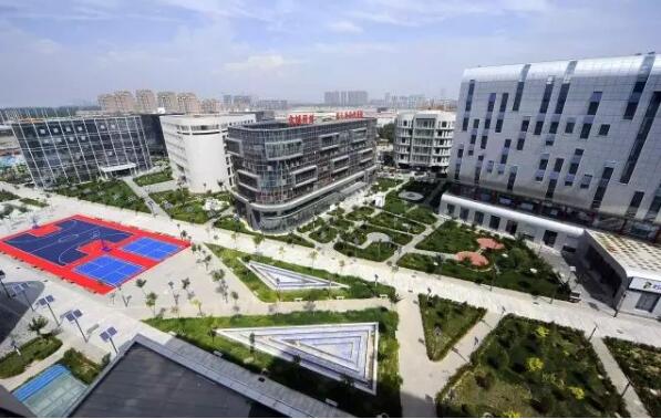 强产业 聚创新 优环境　宁夏银川经开区构筑“三位一体”发展新格局