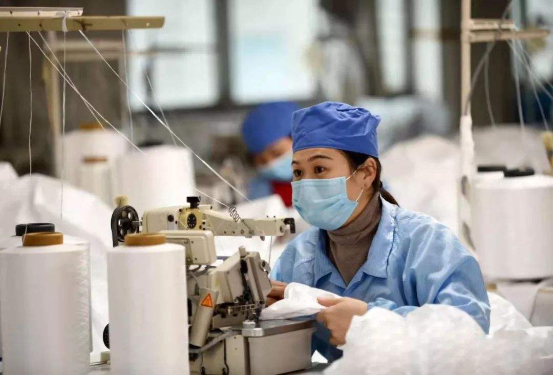 前10月主要经济指标较快增长——保持经济稳定恢复仍需加力