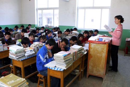 选派13606名教师、鼓励“组团式” 两部门部署“三区”支教