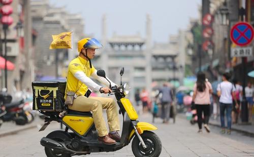 中国外卖市场规模超6500亿元 覆盖4.6亿消费者