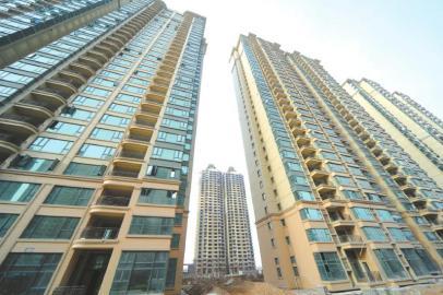 成都：新购房取得产权证后即可上市交易、买房可落户