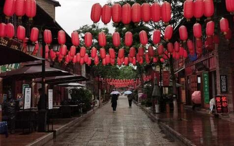 商务部：今年消费市场总体实现平稳开局