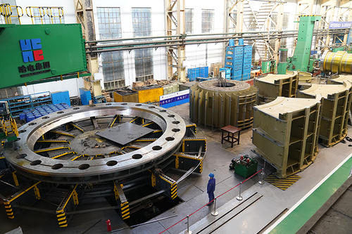 自立自强 哈电电机锻造新时代大国重器