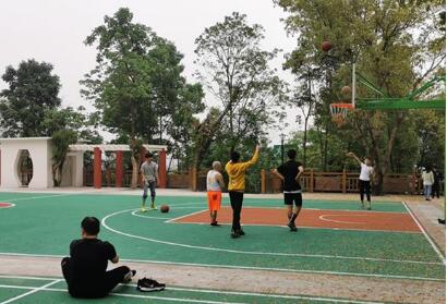 开学季：在奔跑跳跃中收获健康快乐