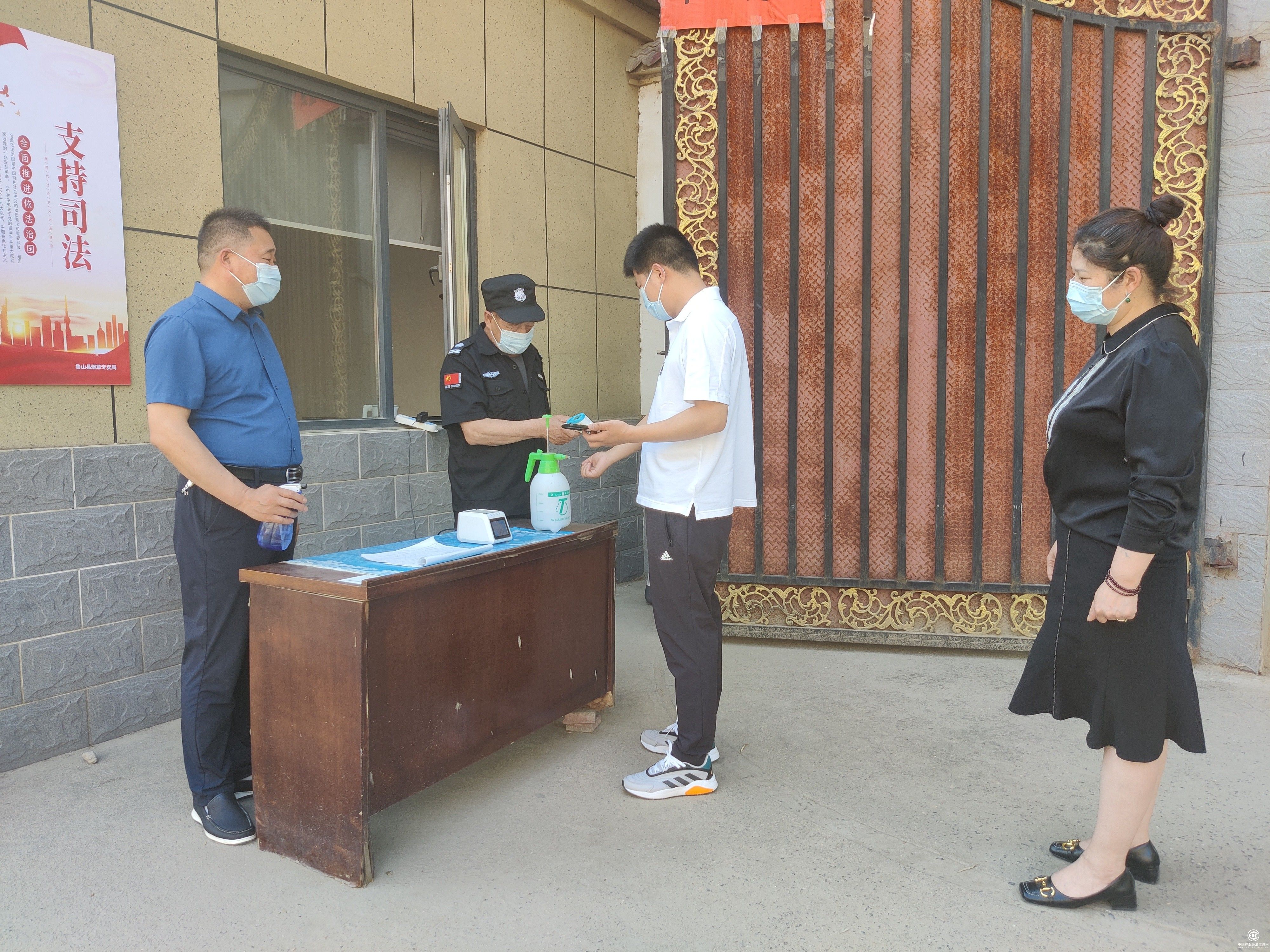  疫情防控，你我皆是同路人