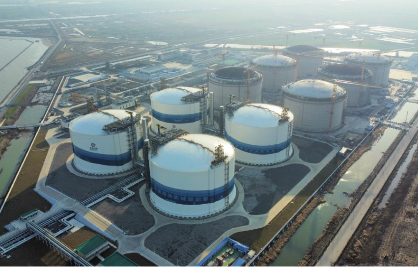 国内规模最大液化天然气储备基地管道气正式外输