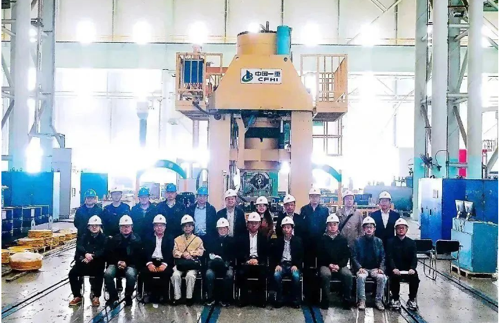 中国一重核工业固体废物压缩机通过鉴定
