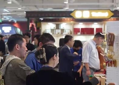 促进消费增长、扩大“朋友圈”……中国电子商务发展按下“加速键”