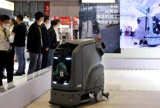 政策力促“AI+消费” 赋能新场景培育新业态