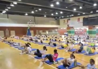 切实提升学生身心健康水平 北京中小学新学期迎来“体育八条”