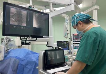 骨科机器人手术“精准到毫米”