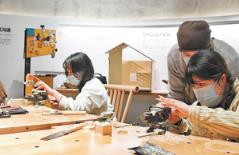 拥抱青年人，实体店焕发新活力