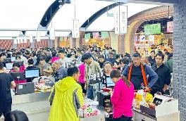 “两新”政策持续显效 消费市场繁荣活跃