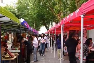 “搭平台+一站式服务+沉浸式直播带岗”多元化服务助力毕业生高质量就业