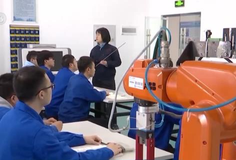 职业本科高校密集增设 透露哪些趋势？