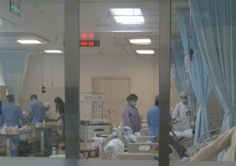 “AI+医疗”规模化应用“加速跑” AI健康管理迎来爆发期形成万亿级市场