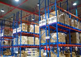 河南郑州：一键“买卖全球”