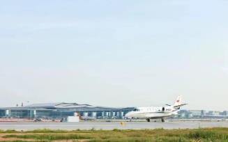 西部机场腾飞：全面进入“三跑道时代”，带动区域发展