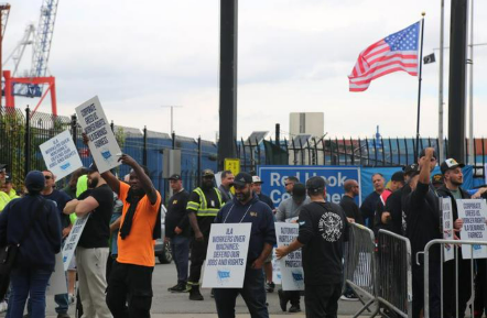 美企纷纷裁员凸显经济隐忧