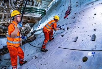 世界最大直径水下盾构隧道完成黄河段掘进