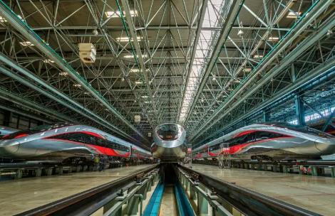 时速达450公里！智慧产线助力中国高铁更快更稳