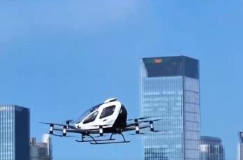 “低空 +”赋能千行百业 中国低空经济“振翅高飞”