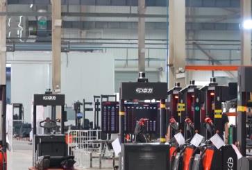 从“执行者”到“决策者”，产销两旺！AI助力无人叉车成为行业增长新引擎