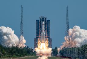 我国成功发射卫星互联网低轨卫星