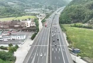 前8个月交通运输经济运行“成绩单”出炉 为经济发展提供更稳“硬支撑”