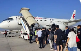 “双节”假期收官 东航近2.5万班航班承运超365万旅客