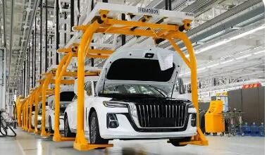 智能网联、绿色低碳等领域“多点开花” 我国汽车标准体系建设“加速跑”