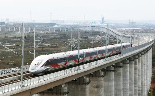 西延高铁开始试运行