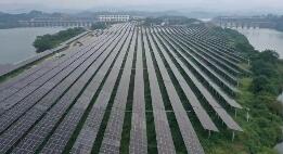 广西绿色发展迈上新台阶 清洁能源装机突破8000万千瓦