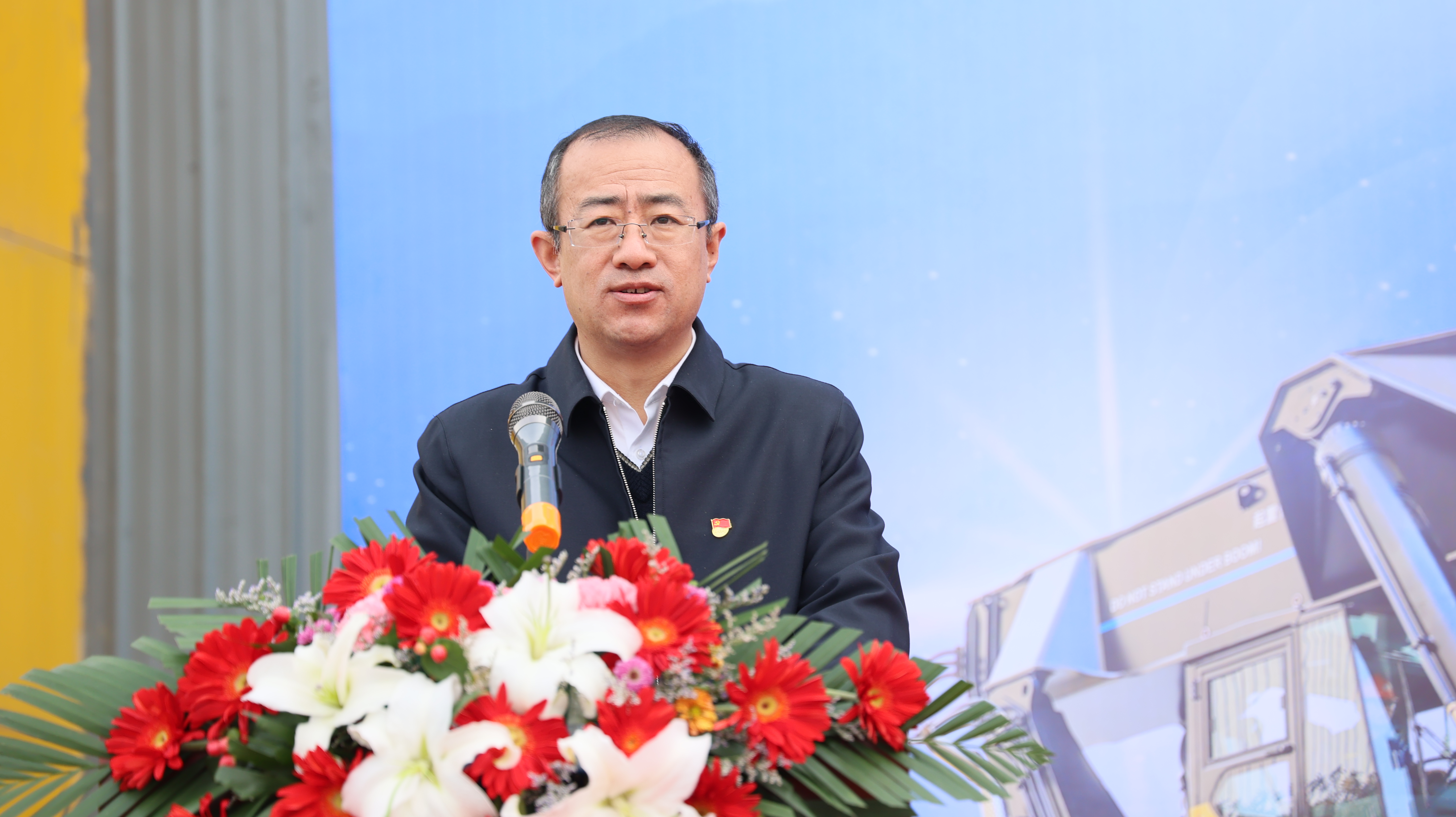 http://img.toumeiw.cn/upload/images/20220301/416107b0ee4dba0891f93194b7d8171d.JPG