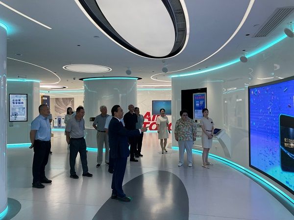 天九共享集团捐赠超300万物资助力偏瘫患者康复