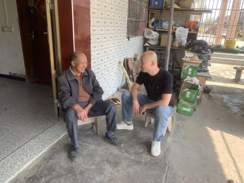 湖北黄梅：“三心”铸就服务华章