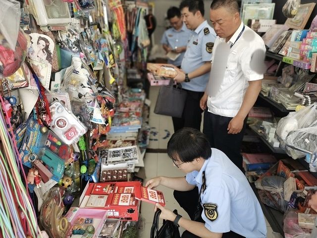 浙江长兴：多措并举管好暑期市场 守护未成年人健康成长